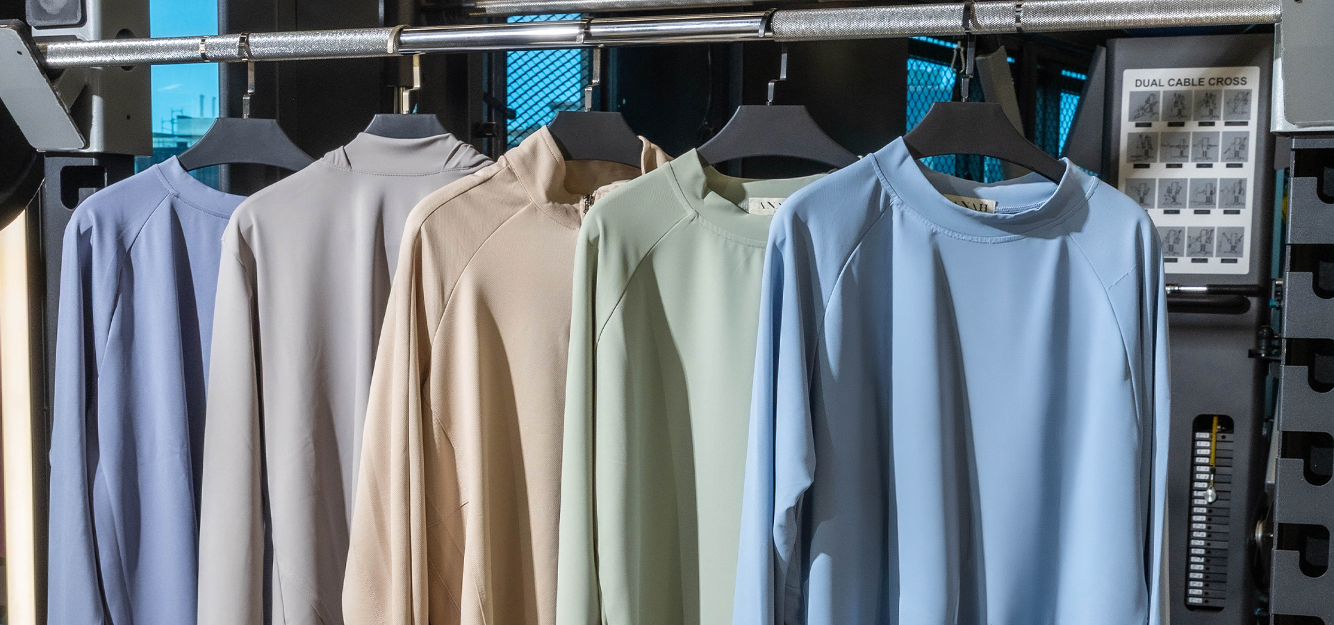 slider image slider_item_iKLL83